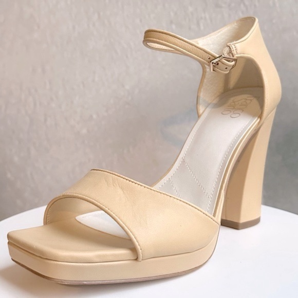 🌸FRANCO SARTO🌸 Dima Beige Leather Ankle Strap
Heeled Sandals Size: 10 - Picture 2 of 13